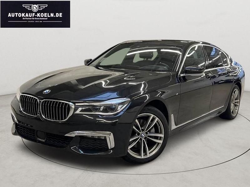 Schwarz Gebraucht 2018 BMW 740 M Sport Limousine | 31.990 € (Fairer Preis) - Bild 1/4