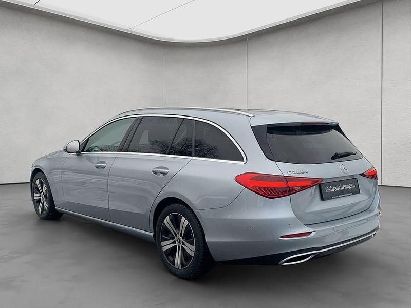 Gebraucht Mercedes C220 Avantgarde 200 PS (147 kW) 2023 Grau Kombi