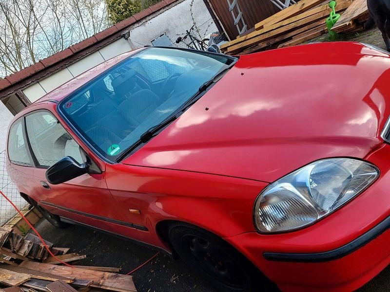 Gebraucht Honda Civic S 90 PS (66 kW) 1997 Rot Limousine