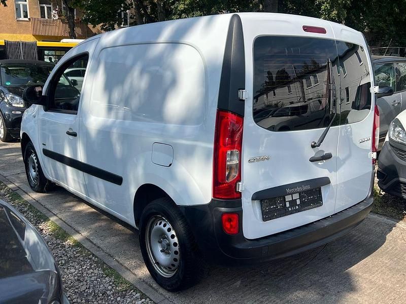 Gebraucht Mercedes Citan 109 90 PS (66 kW) 2017 Weiß Van / Kleinbus