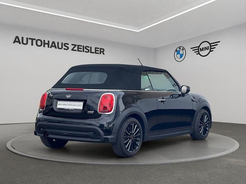 Gebraucht Mini One Cabriolet Pepper 102 PS (75 kW) 2022 Schwarz Cabrio