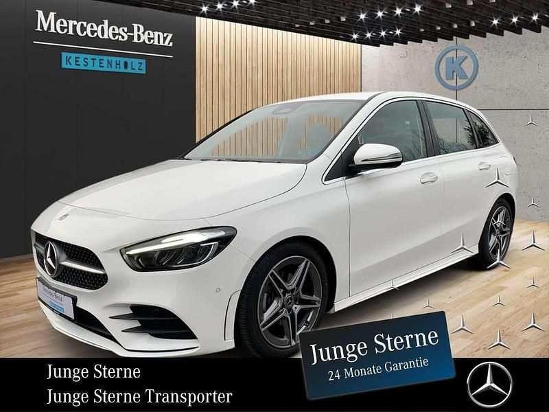 Unilack polarweiß Gebraucht 2023 Mercedes B200 AMG Van / Kleinbus | 31.588 € (Fairer Preis) - Bild 1/4