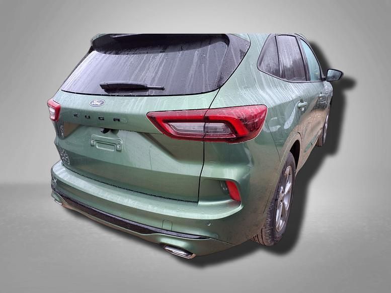 Neu Ford Kuga ST-Line 185 PS (136 kW) 2025 Desert blue metallic SUV