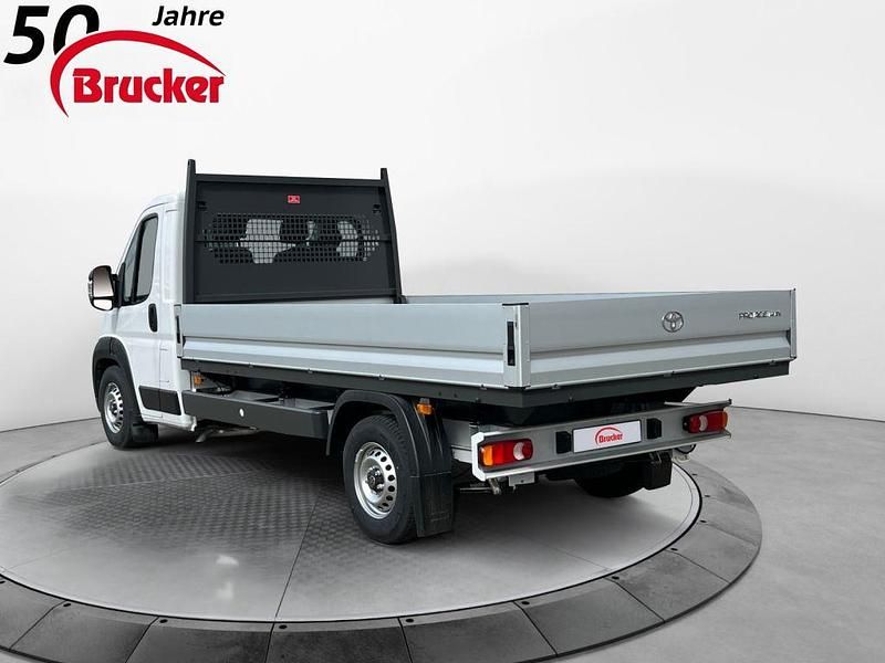 Neu Toyota Proace 140 PS (102 kW) 2025 Icy white Van / Kleinbus