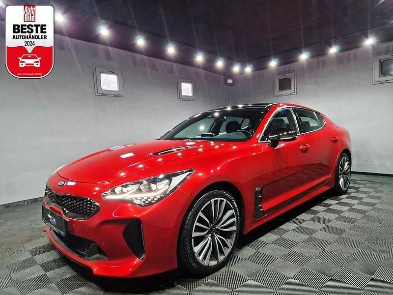 Gebraucht Kia Stinger GT-Line 200 PS (147 kW) 2018 Rot Kleinwagen