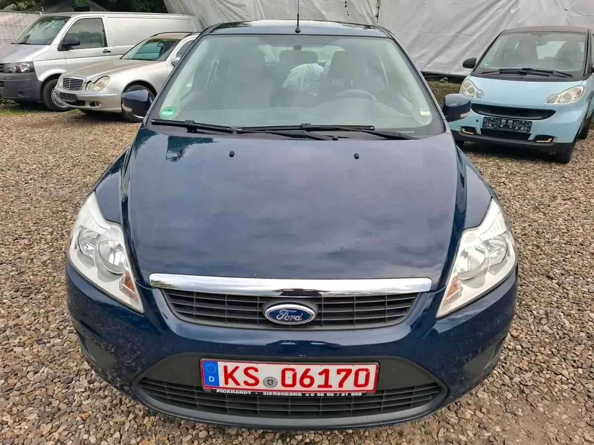 Gebraucht Ford Focus 101 PS (74 kW) 2009 Blau Limousine
