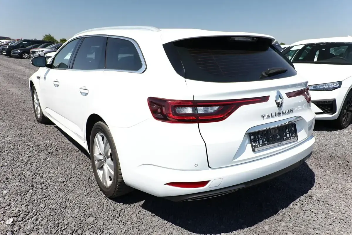 Gebraucht Renault Talisman GrandTour Life 159 PS (116 kW) 2020 Gletscherweiß Kombi