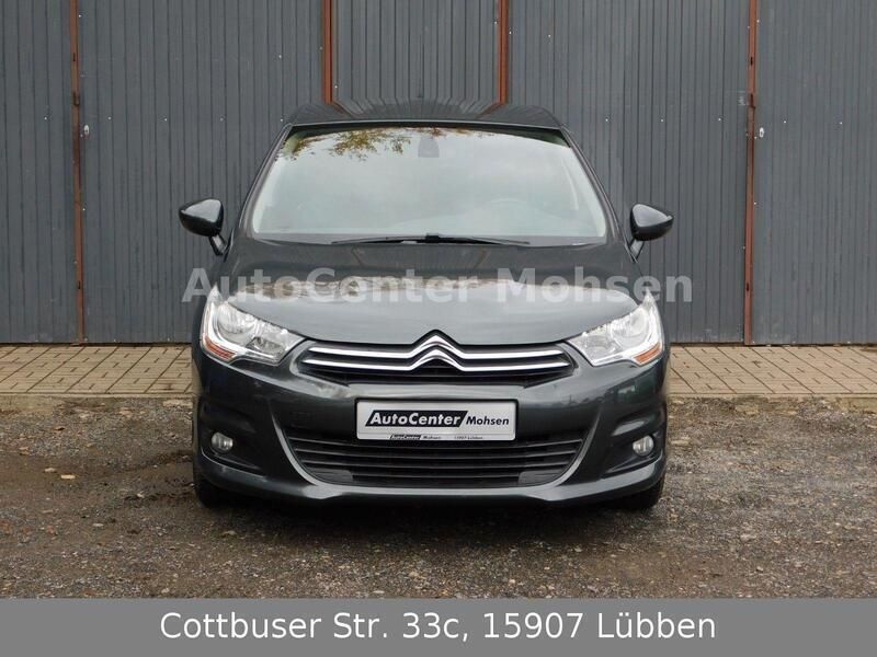 Gebraucht Citroën C4 Tendance 120 PS (88 kW) 2011 Grau Limousine