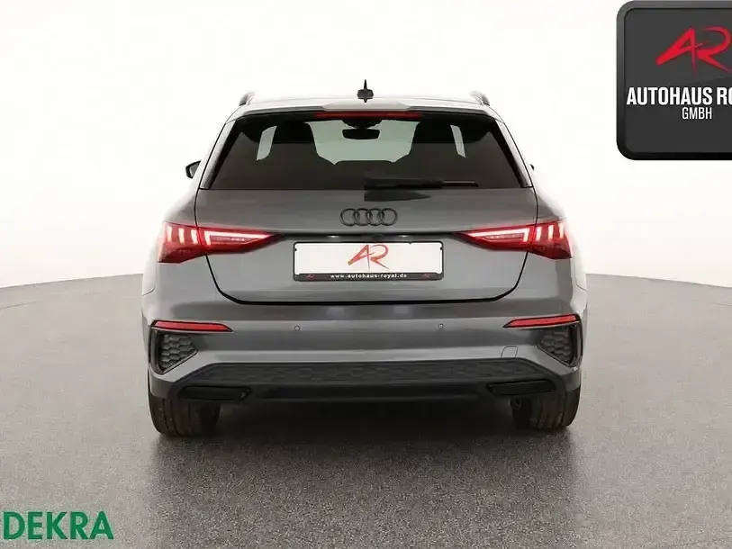 Gebraucht Audi A3 Sportback e-tron S-Line 245 PS (180 kW) 2023 Grau Kleinwagen