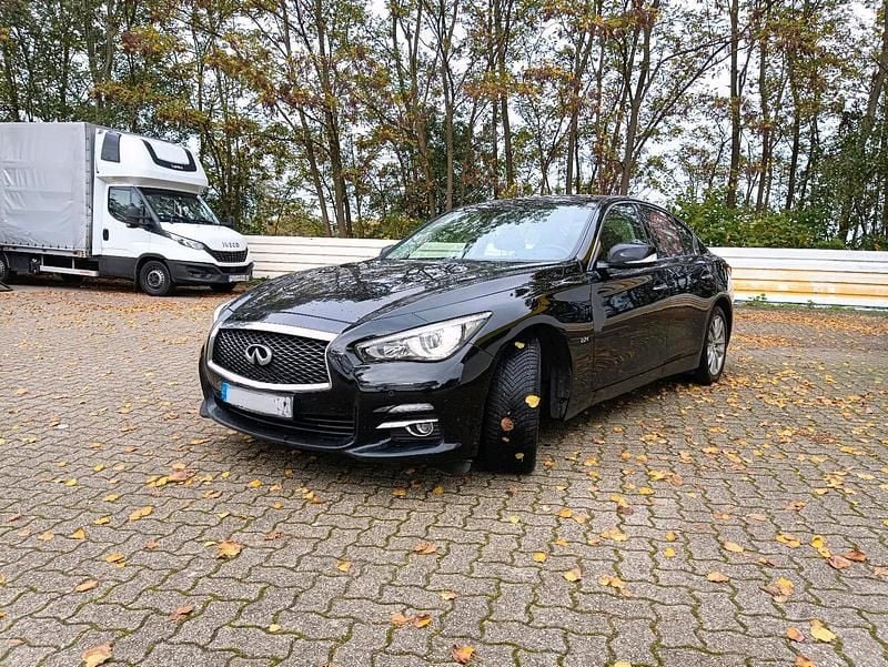 Gebraucht Infiniti Q50 170 PS (125 kW) 2014 Schwarz Limousine