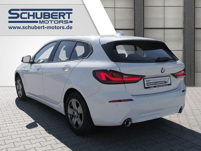 Gebraucht BMW 118 Advantage 150 PS (110 kW) 2021 Weiß Kleinwagen