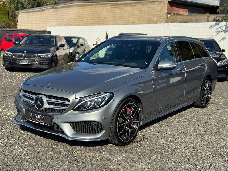 Silber Gebraucht 2015 Mercedes C250 AMG line Limousine | 21.700 € (Fairer Preis) - Bild 1/4