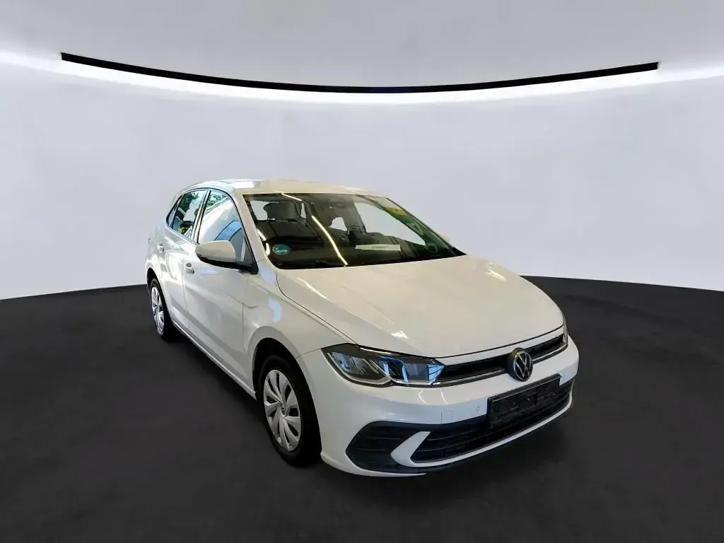 Gebraucht VW Polo Life 80 PS (58 kW) 2023 Weiß Kleinwagen