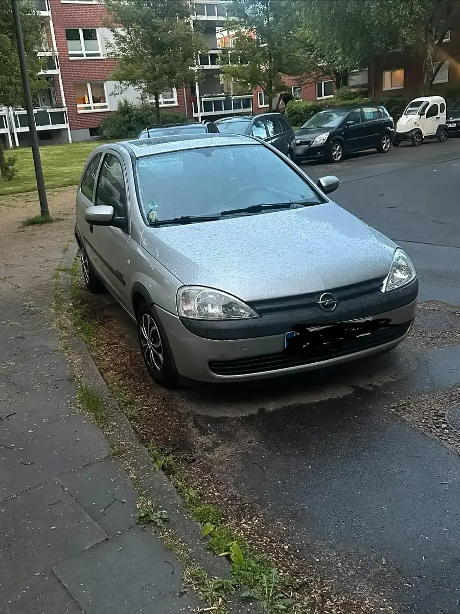 Gebraucht Opel Corsa 58 PS (42 kW) 2000 Silber Kleinwagen