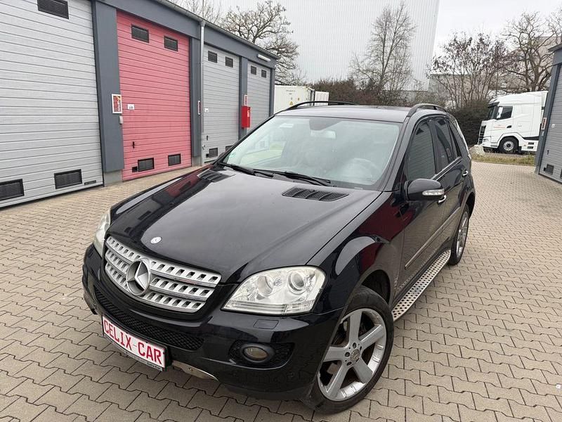 Gebraucht Mercedes ML320 224 PS (164 kW) 2008 Schwarz SUV