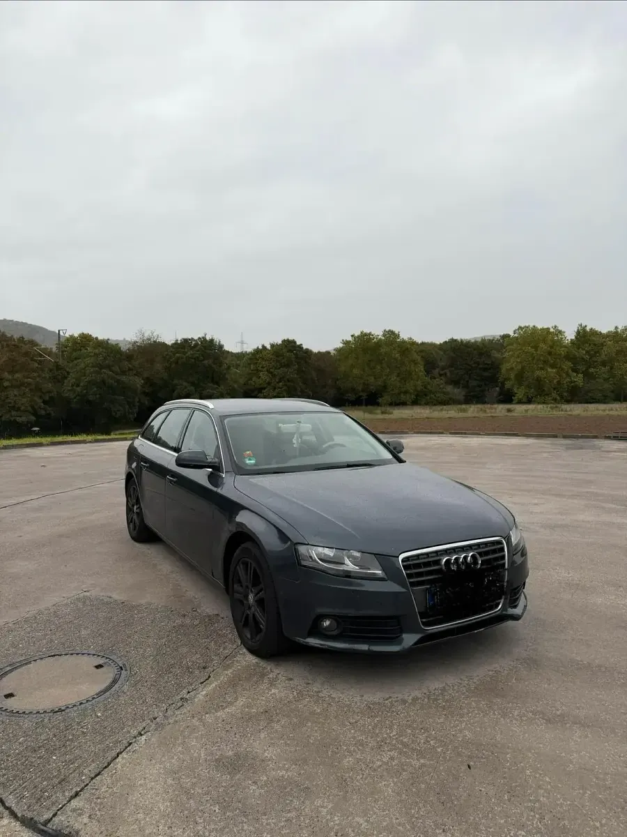 Second-hand Audi A4 120 CP (88 kW) 2010 Gri Break