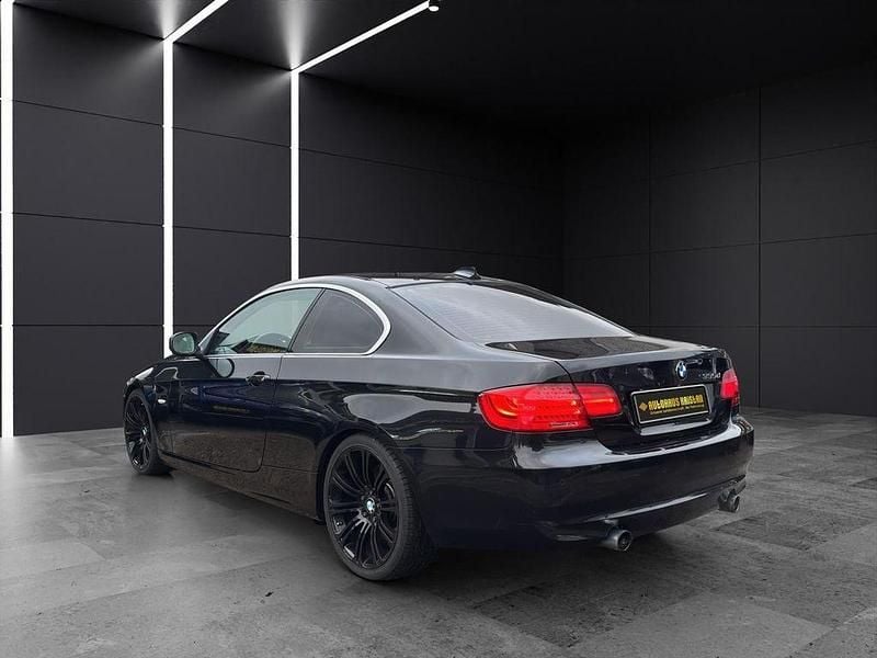 Gebraucht BMW 335 Comfort Edition 286 PS (210 kW) 2011 Schwarz Coupé