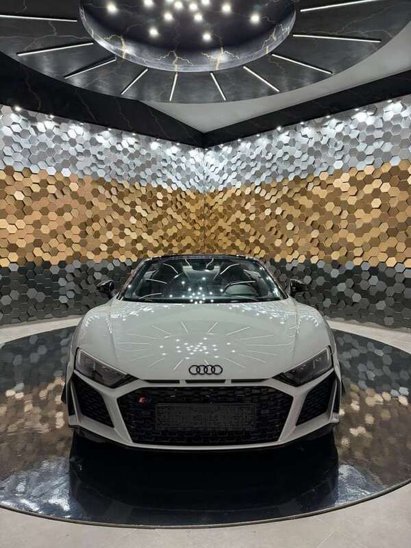 Individuallackierungen audi ex Gebraucht 2020 Audi R8 Spyder Cabrio | 144.948 € - Bild 1/4