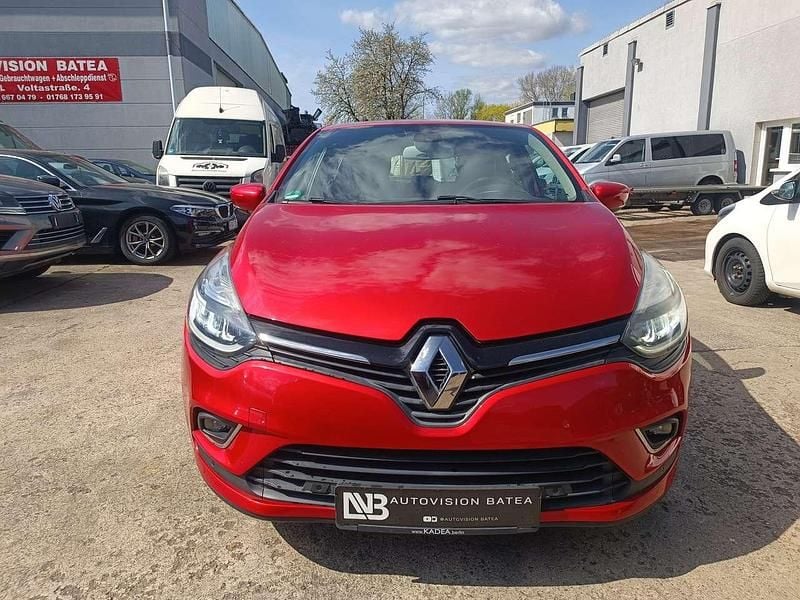 Gebraucht Renault Clio IV Intens 118 PS (86 kW) 2017 Rot Kleinwagen
