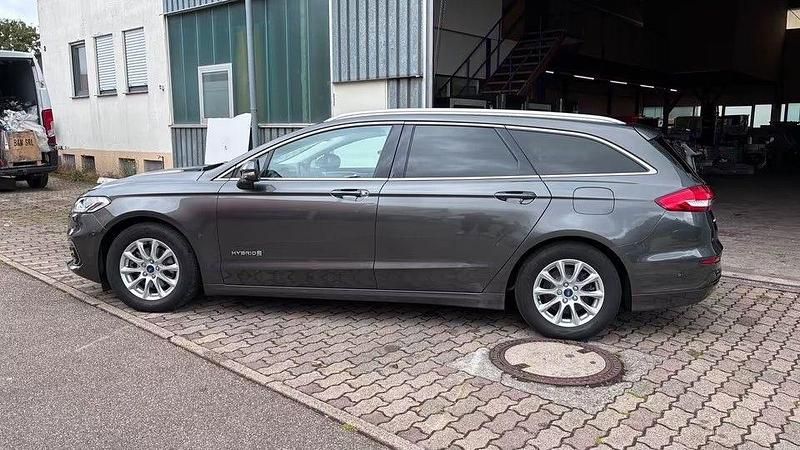 Gebraucht Ford Mondeo 190 PS (139 kW) 2020 Grau Limousine