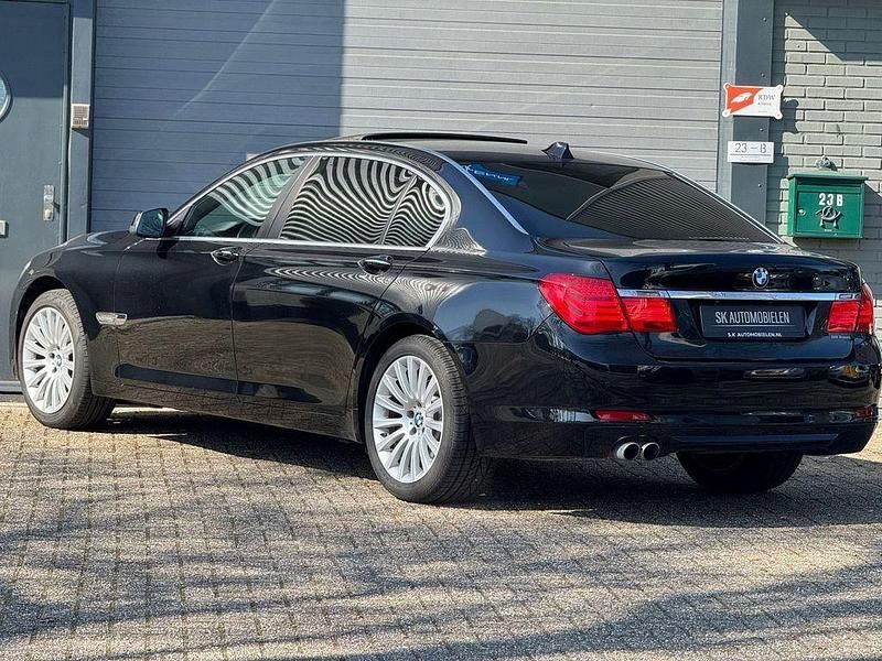 Gebraucht BMW 730L Executive 211 PS (155 kW) 2012 Schwarz Limousine