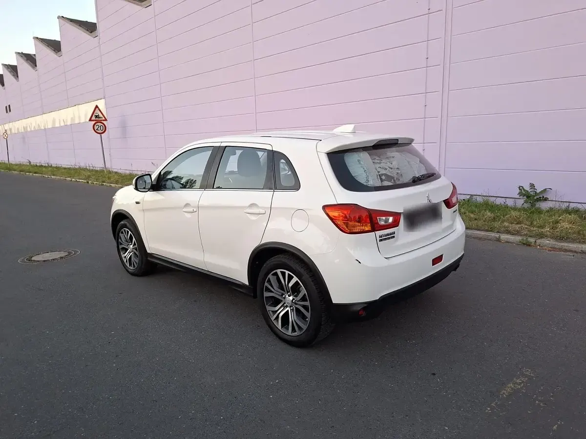 Gebraucht Mitsubishi ASX Diamant Edition 117 PS (86 kW) 2017 Weiß SUV
