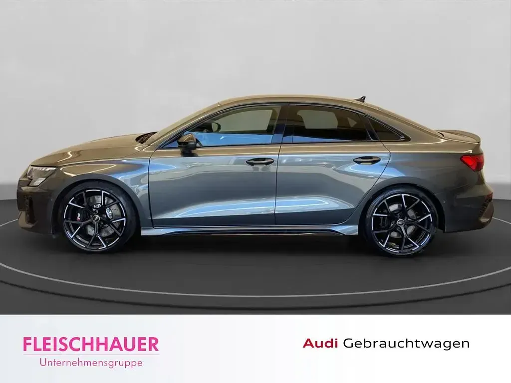 Gebraucht Audi RS3 Sport 400 PS (294 kW) 2022 Grau Limousine