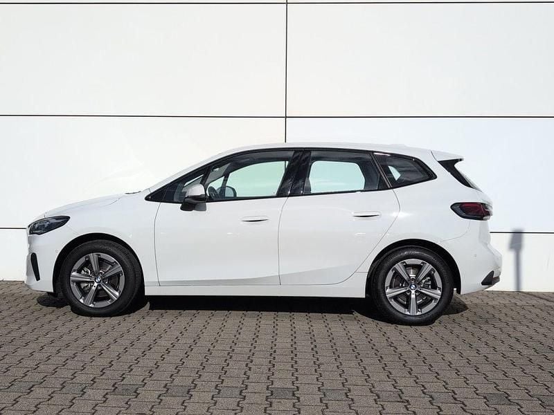 Gebraucht BMW 216 Active Tourer 122 PS (89 kW) 2025 Weiß Van / Kleinbus