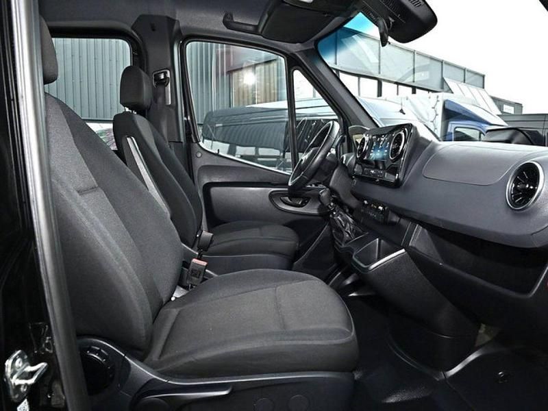 Gebraucht Mercedes Sprinter 150 PS (110 kW) 2024 Schwarz Van