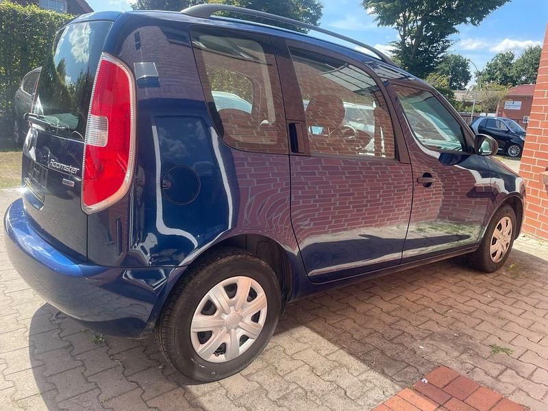 Gebraucht Skoda Roomster 69 PS (50 kW) 2011 Blau Van / Kleinbus