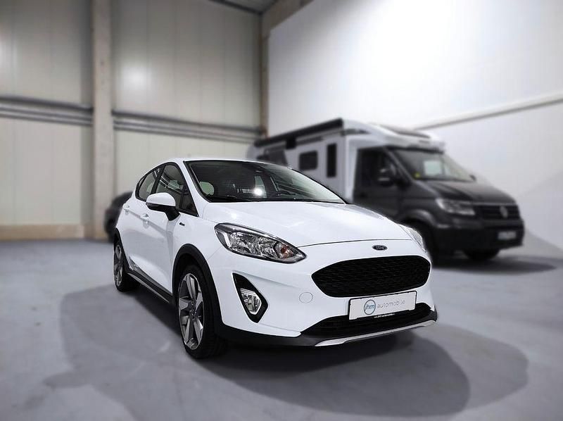 Gebraucht Ford Fiesta Active 86 PS (63 kW) 2018 Weiß Kleinwagen