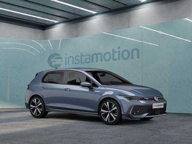 Gebraucht VW Golf VIII Comfortline 150 PS (110 kW) 2022 Blau Limousine