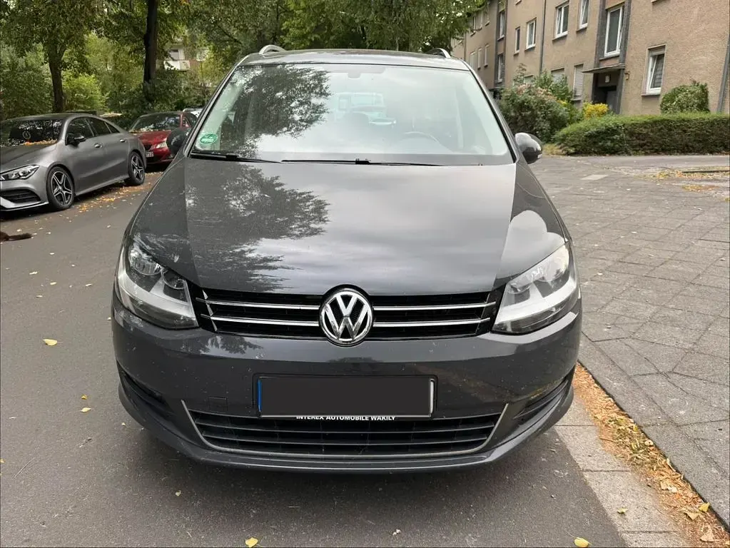 Gebraucht VW Sharan Cup 140 PS (102 kW) 2014 Grau Van / Kleinbus