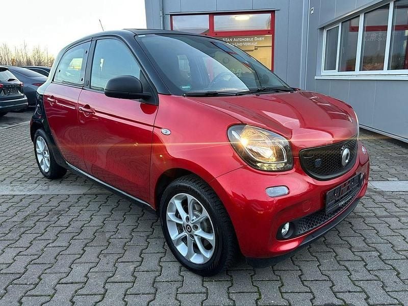 Gebraucht Smart ForFour Electric Drive 60 kW (82 PS) 2019 Rot Limousine