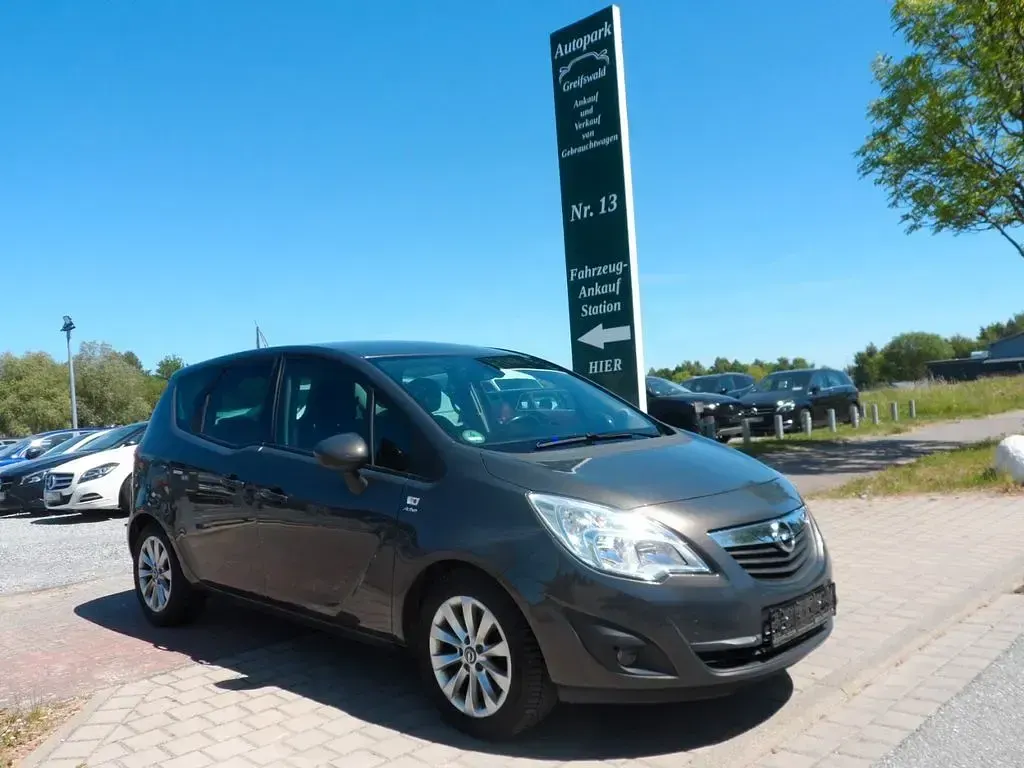 Gebraucht Opel Meriva Active 140 PS (102 kW) 2013 Grau Van / Kleinbus