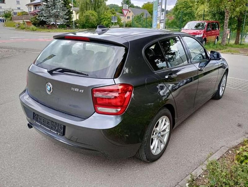 Gebraucht BMW 116 116 PS (85 kW) 2012 Mineralgrau metallic Kleinwagen