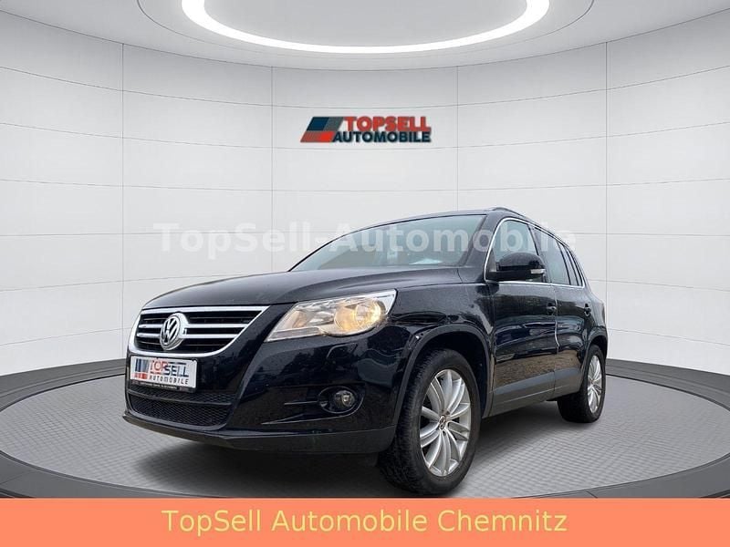 Schwarz Gebraucht 2011 VW Tiguan SUV | 6.969 € (Superpreis) - Bild 1/4