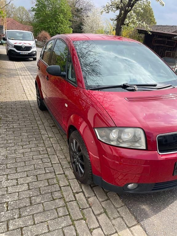 Usata Audi A2 75 CV (55 kW) 2002 Rosso Utilitaria