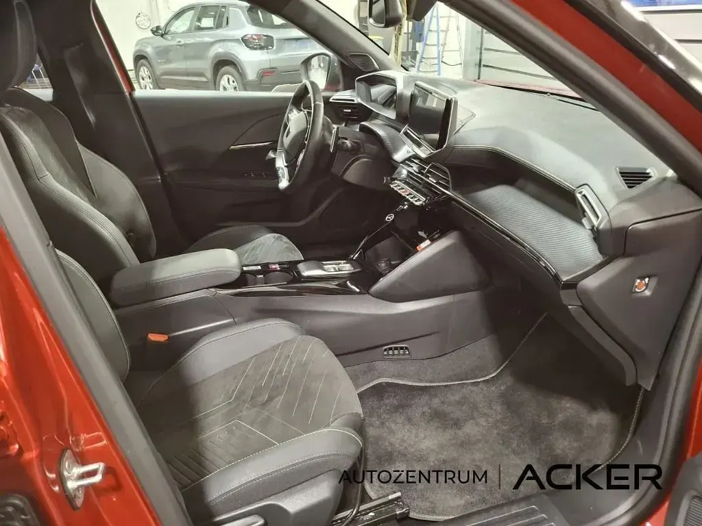 Gebraucht Peugeot 2008 GT 145 PS (106 kW) 2025 Elixir SUV