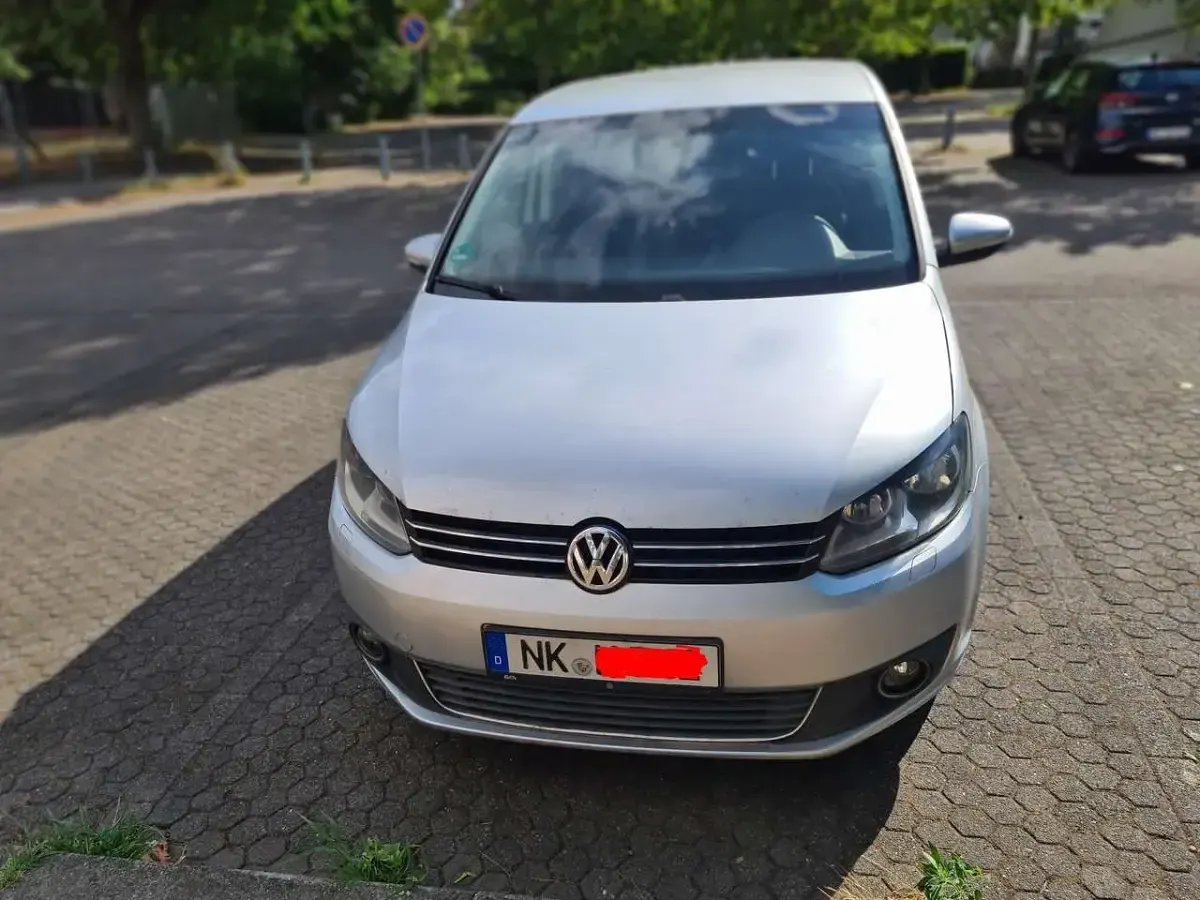 Gebraucht VW Touran Cross 105 PS (77 kW) 2010 Van / Kleinbus