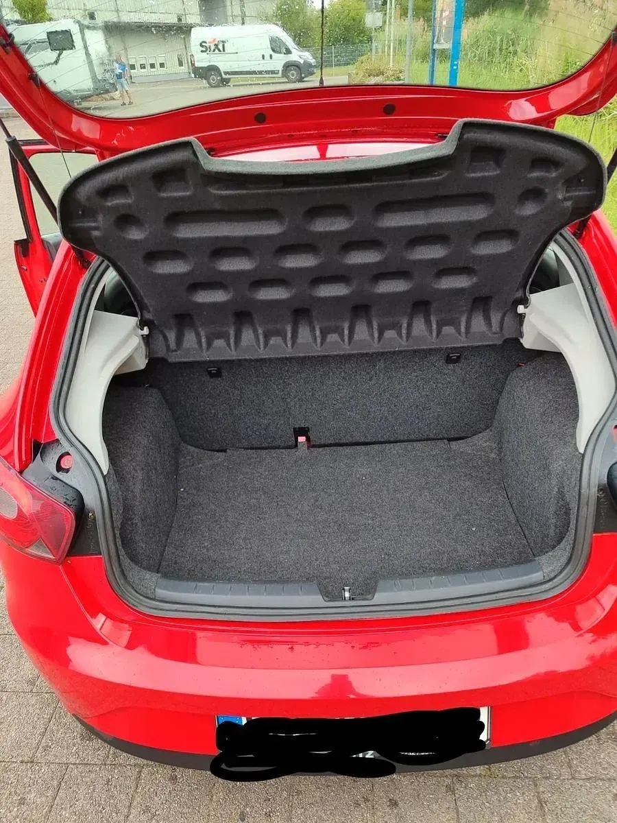 Gebraucht Seat Ibiza Reference 69 PS (50 kW) 2013 Rot Kleinwagen