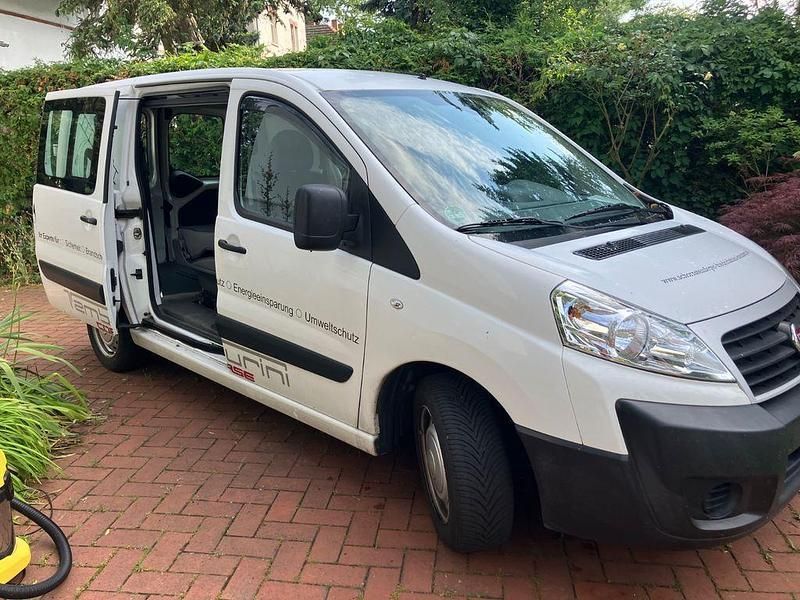 Weiß Gebraucht 2016 Fiat Scudo Van / Kleinbus | 12.900 € - Bild 1/4