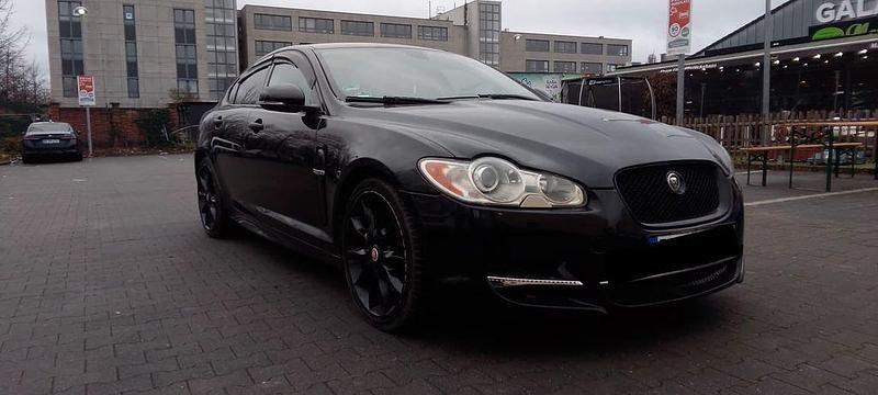 Schwarz Gebraucht 2011 Jaguar XF S Limousine | 6.950 € (Superpreis) - Bild 1/3
