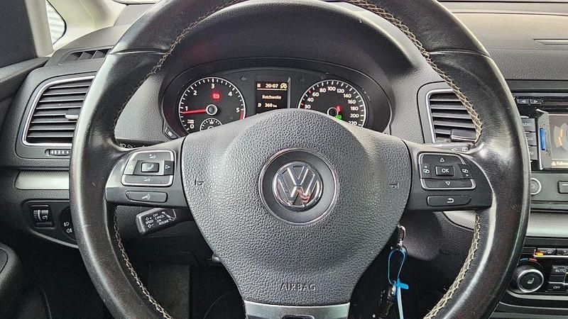 Gebraucht VW Sharan Match 140 PS (102 kW) 2012 Grau Van / Kleinbus