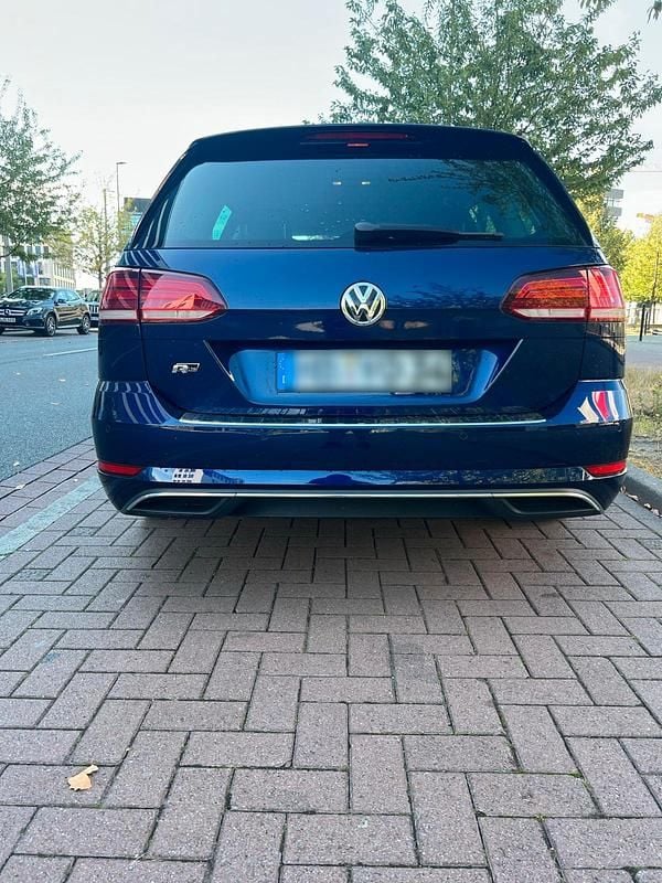 Gebraucht VW Golf VII 116 PS (85 kW) 2019 Blau Kombi