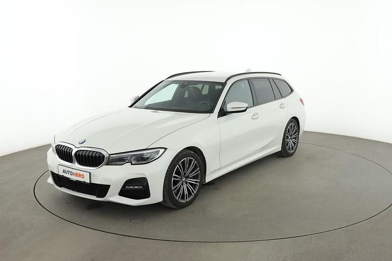Weiß Gebraucht 2020 BMW 330 M Sport Kombi | 29.330 € (Superpreis) - Bild 1/3
