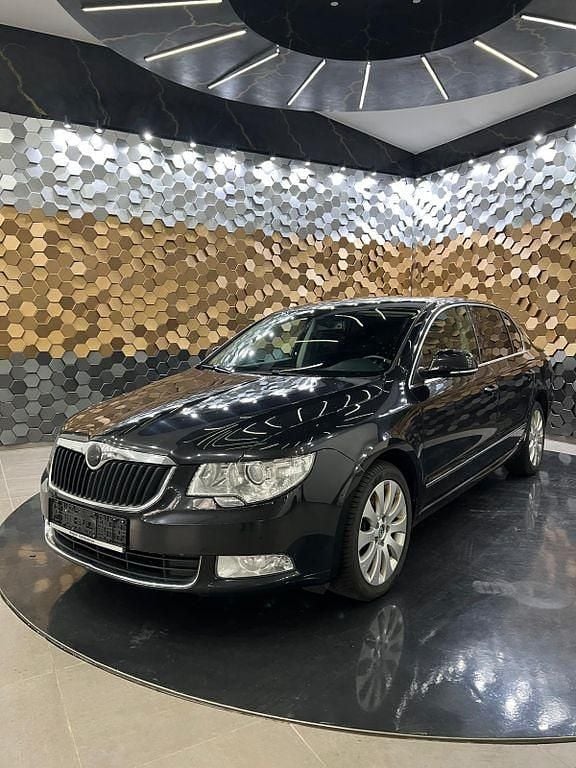 Gebraucht Skoda Superb Elegance 260 PS (191 kW) 2013 Cerna magic/black magic Limousine