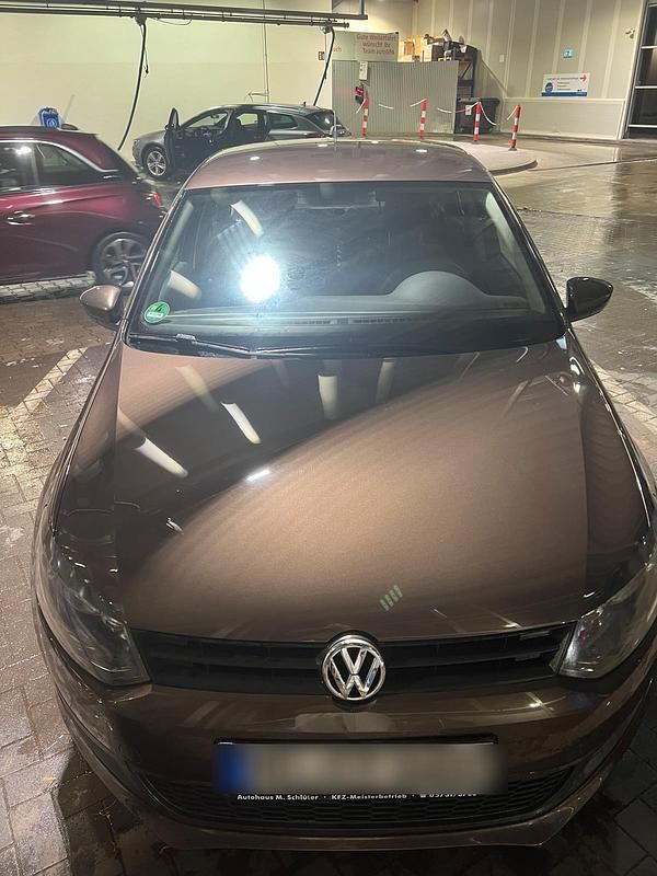 Braun Gebraucht 2013 VW Polo Kleinwagen | 5.500 € (Fairer Preis) - Bild 1/4