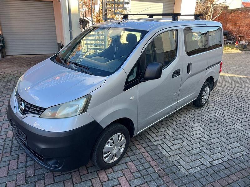 Gebraucht Nissan NV200 Premium Edition 110 PS (80 kW) 2010 Silber Van / Kleinbus
