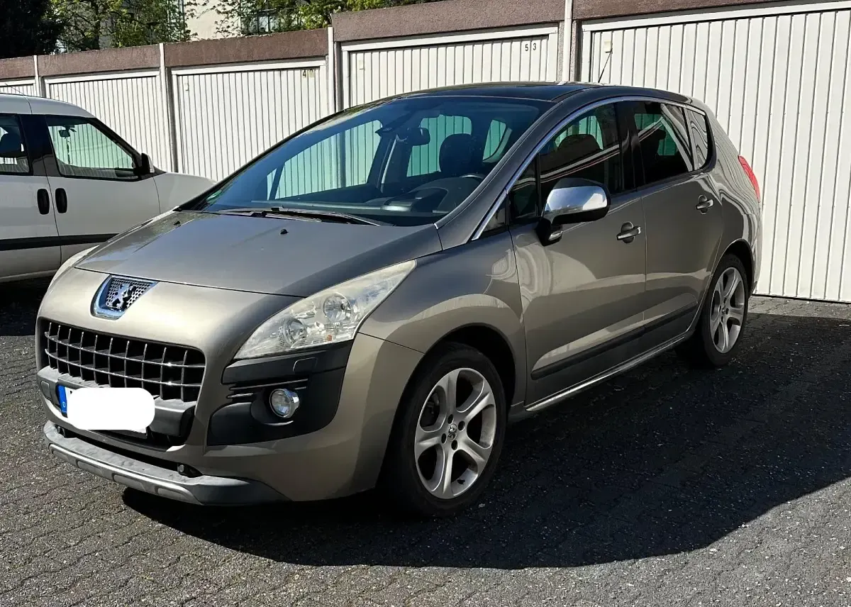 Gebraucht Peugeot 3008 155 PS (114 kW) 2010 Gold Kombi